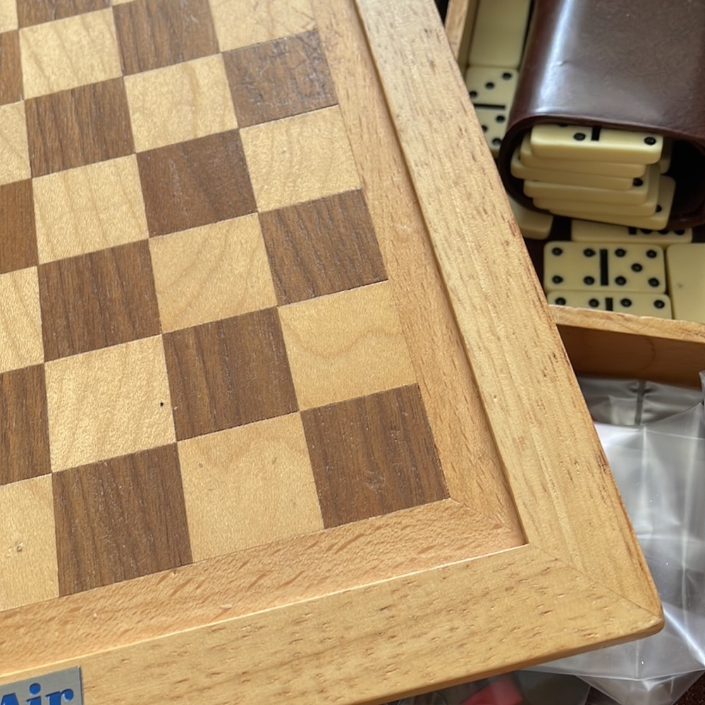 Chess board - Picture 6 of 11